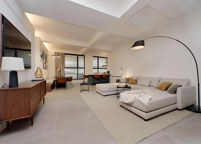 After B00Klng Need Scаn Qr-C0Dе --Crispi Loft - My Extra Home